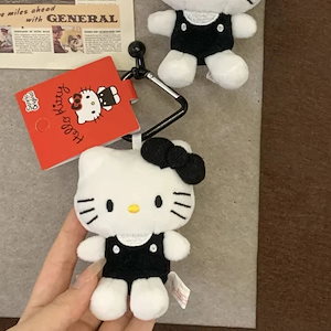 黒と黒のハートボタンジ秀と同じhellokittyキティハローぬいぐるみキーホルダーストラップストラッププレゼント