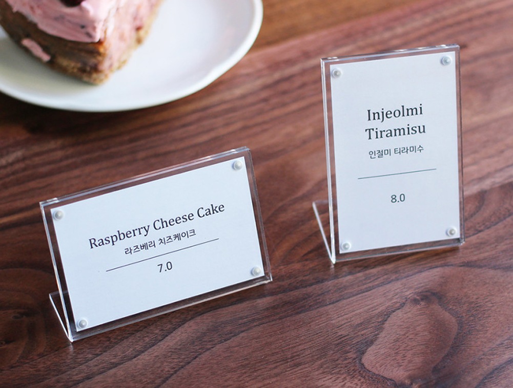 10個の磁気アクリルサインホルダーL字型クリアディスプレイスタンドフレームカード小売