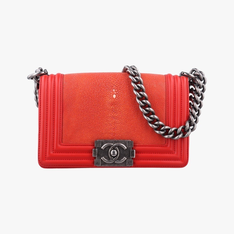 レッドスティングレイレザーA6706318136877中古