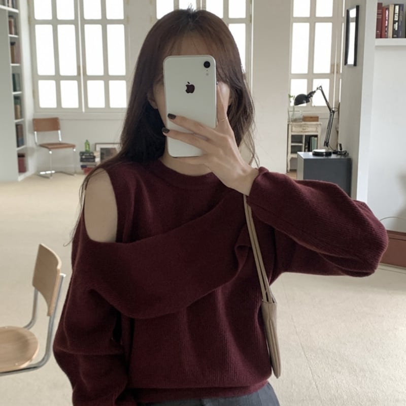 4色 ニット トップス セーター l オフショルダー ラウンドネック おしゃれ かわいい 大人可愛い 長袖 プルオーバー 個性的 レトロ 白 グレー 赤 緑 オフホワイト ワインレッド グリ 4,743円