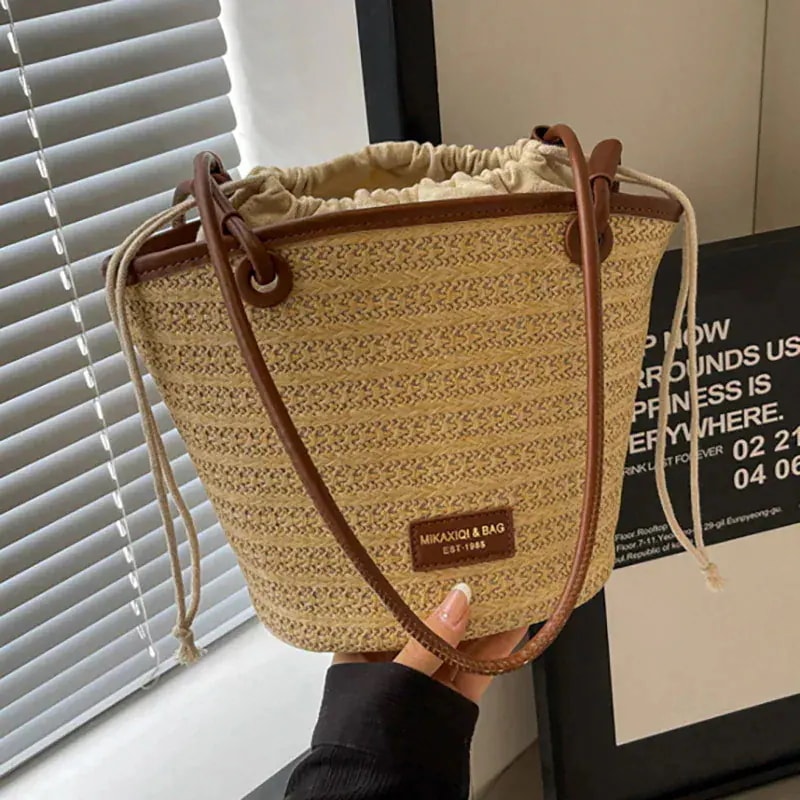 韓国ファッション 高級感 ハンドバッグ 気質 水筒ポーチ ミニ バッグ 質感 ショルダーバッグ トートバック