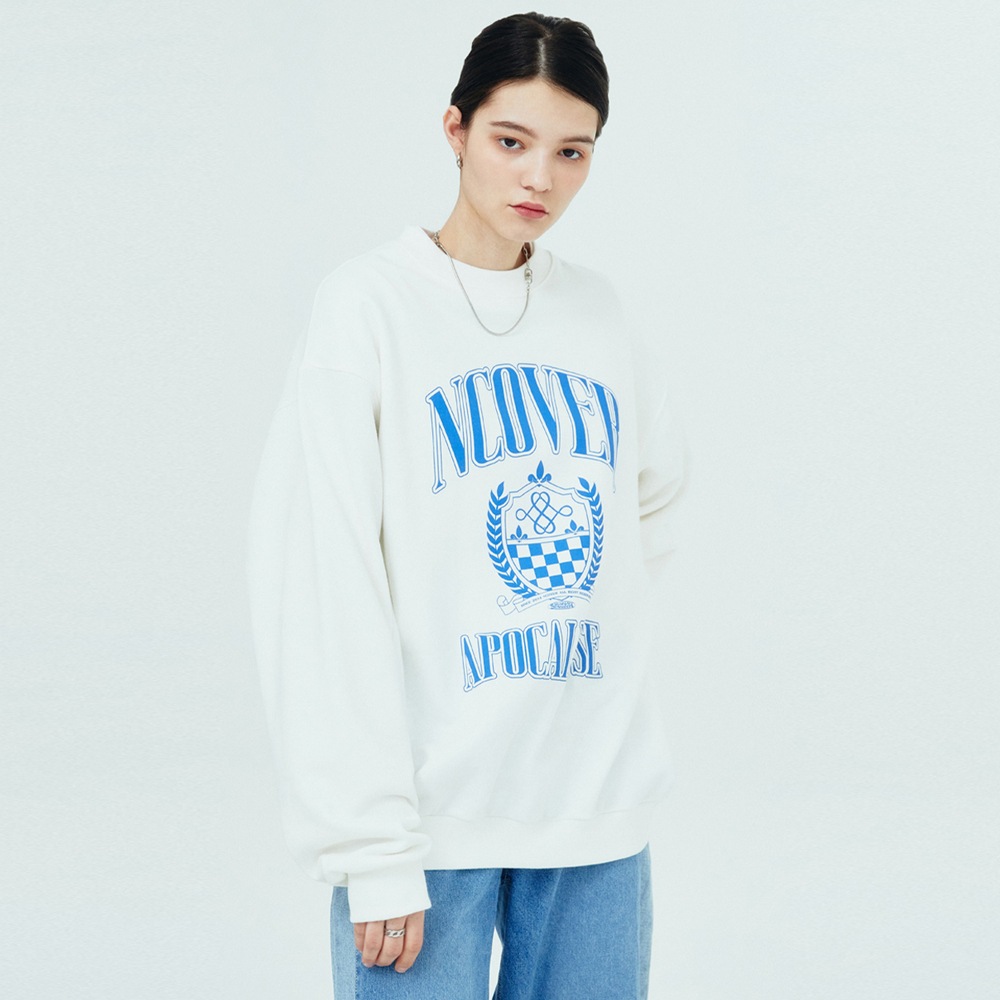 COLLEGE EMBLEM SWEATSHIRT-WHITE