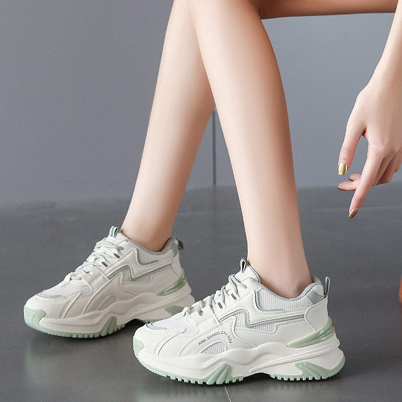 クーポン ダッドスニーカー レディース 厚底靴 スニーカー 軽量 美脚 スポーツシューズ 履きやすい カジュアル オシャレ ウォーキング トレーニング 通学 通勤 日常着用 レースアップシューズ ラン