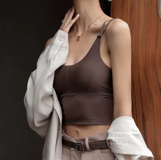 トップス キャミソール ミニ ミニ丈 伸縮性 かわいい 大人可愛い きれいめ シンプル カジュアル 大人 上品 おしゃれ お洒落 かっこいい 大人可愛い 大人女子 こなれ感 ラフ スポーティー クール