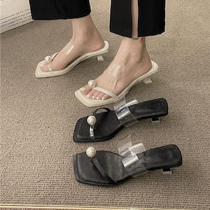 フレンチサンダルやスリッパは屋外で身に着けている夏の感じ子猫のかかとの高いヒールの女性の2025新しいスタイルエレガントなナイトスタイル一言スリッパのために