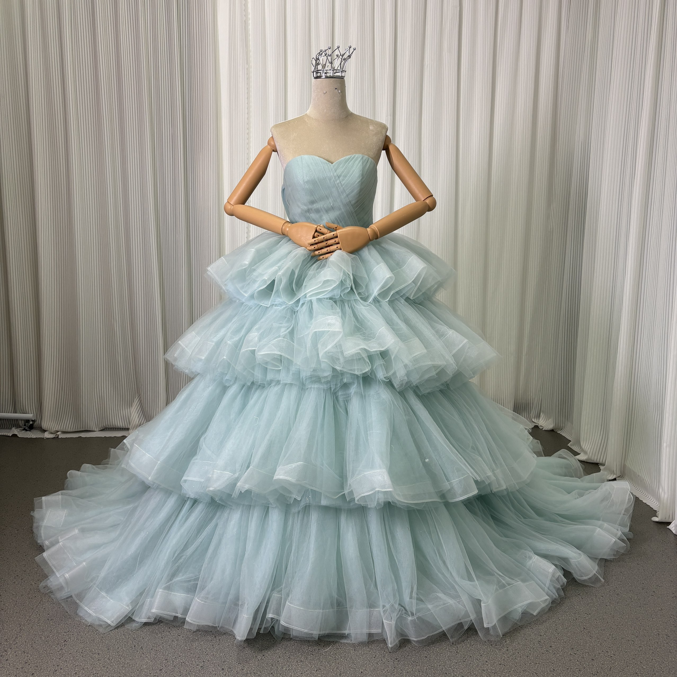 カラードレス グリーン ビスチェドレス シークインチュール ボリュームドレス 編み上げ 結婚式