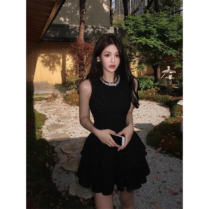 ウエストスリミングドレス女性の気質誕生日ドレスショートスカート 夏2025 ワンピース 日韓