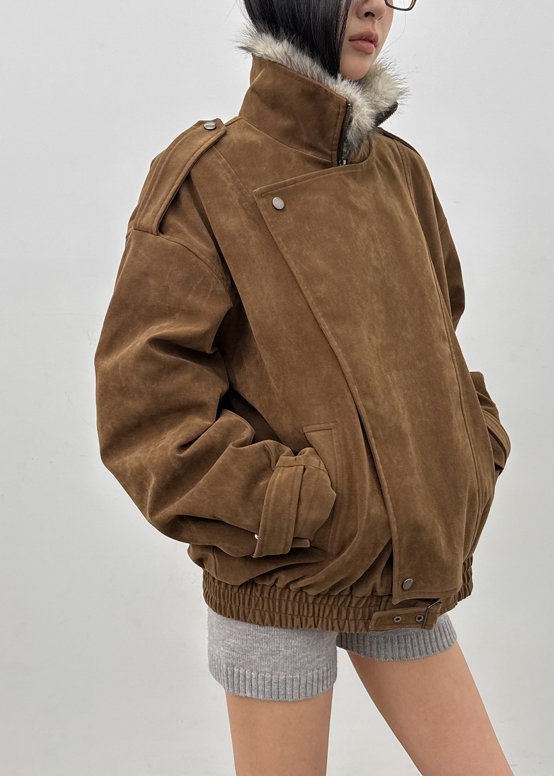 デルキングファーハイネックスエードジャケット