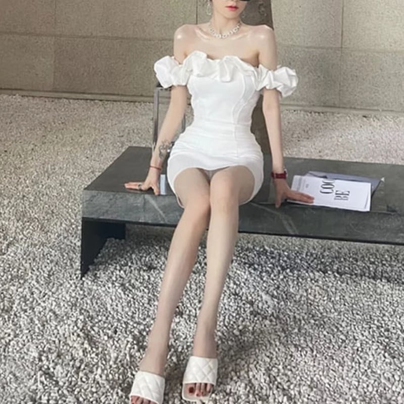 レディース ワンピース オフショルダー デコルテ ミニ丈 フリル 大人カジュアル カジュアル 5,607円