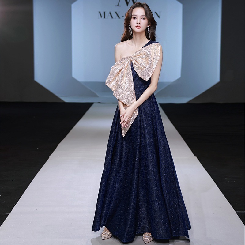 ウエディンドレス結婚式ロング丈ライト長袖気質優雅大きいサイズ二次会演奏会花嫁撮影