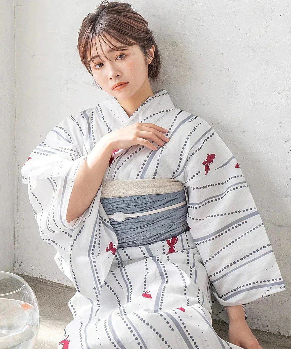 型 の伝統的な着物 浴衣 レディース 純綿 フォーマルスタイル のレトロ写真旅行服 Yukata
