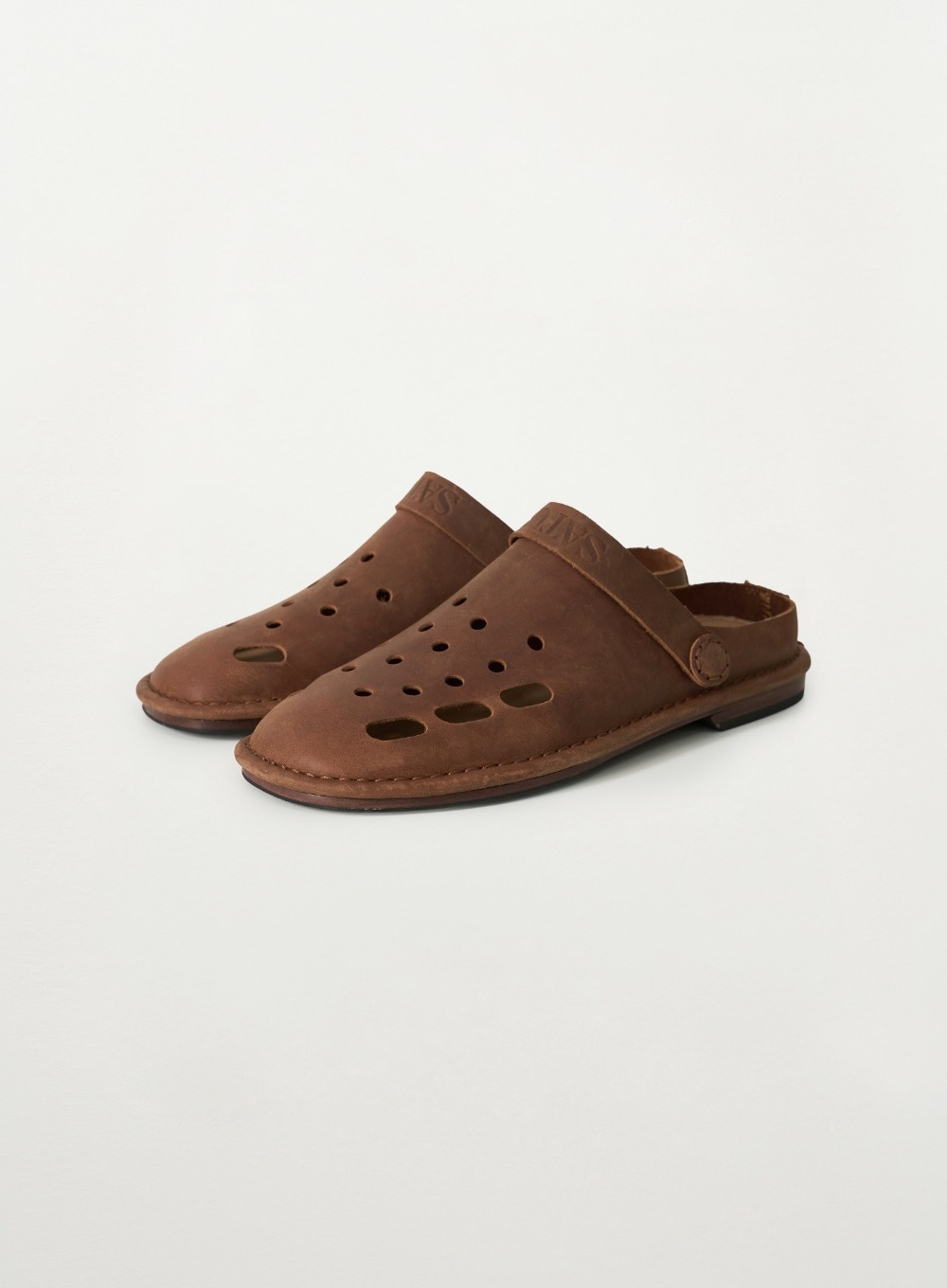 【SATUR】 26SS TERRA CLOG SANDAL : BROWN