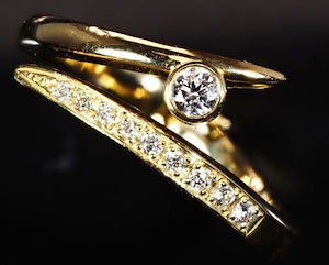 Qoo10] 【公式正規品】20周年ジェジュン指輪 ジ : 腕時計・アクセサリー