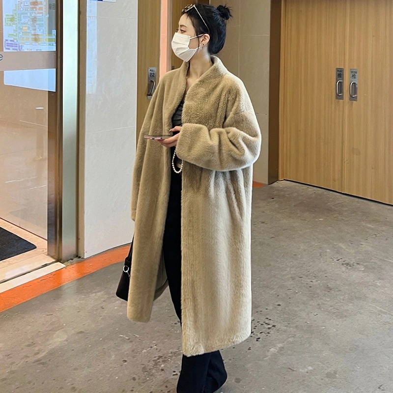 大好評 環境に優しい毛皮の女性の 2025 秋冬毛皮オールインワン模造ミンクぬいぐるみコートファッショナブルなシックなミドル丈の若いコート