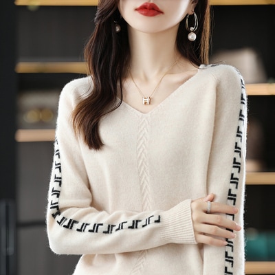 トップス ニットソー セーター 袖あり 長袖 可愛い 大人 レディース 個性的 きれいめ シンプル カジュアル 上品 おしゃれ 主役級 存在感 春 秋 冬 10代 20代 30代 もこもこ