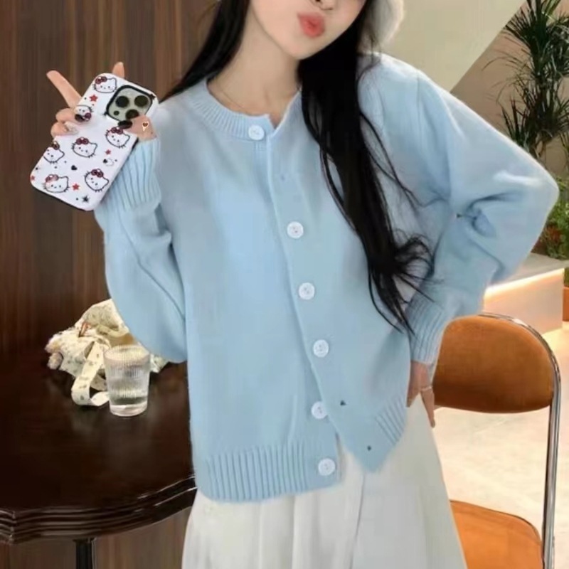 2024春と秋の新作女性用ライトブルー長袖ニットカーディガン優しいスタイル柔らかくワックス状シンプルで万能なショートウール 5,160円