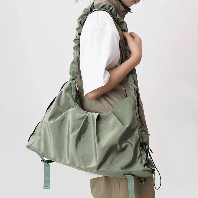 メガ割 レデイースバッグショルダーバッグ25新作男女兼用大容量A4軽量ナイロン斜め掛け3カラー30%までに制限