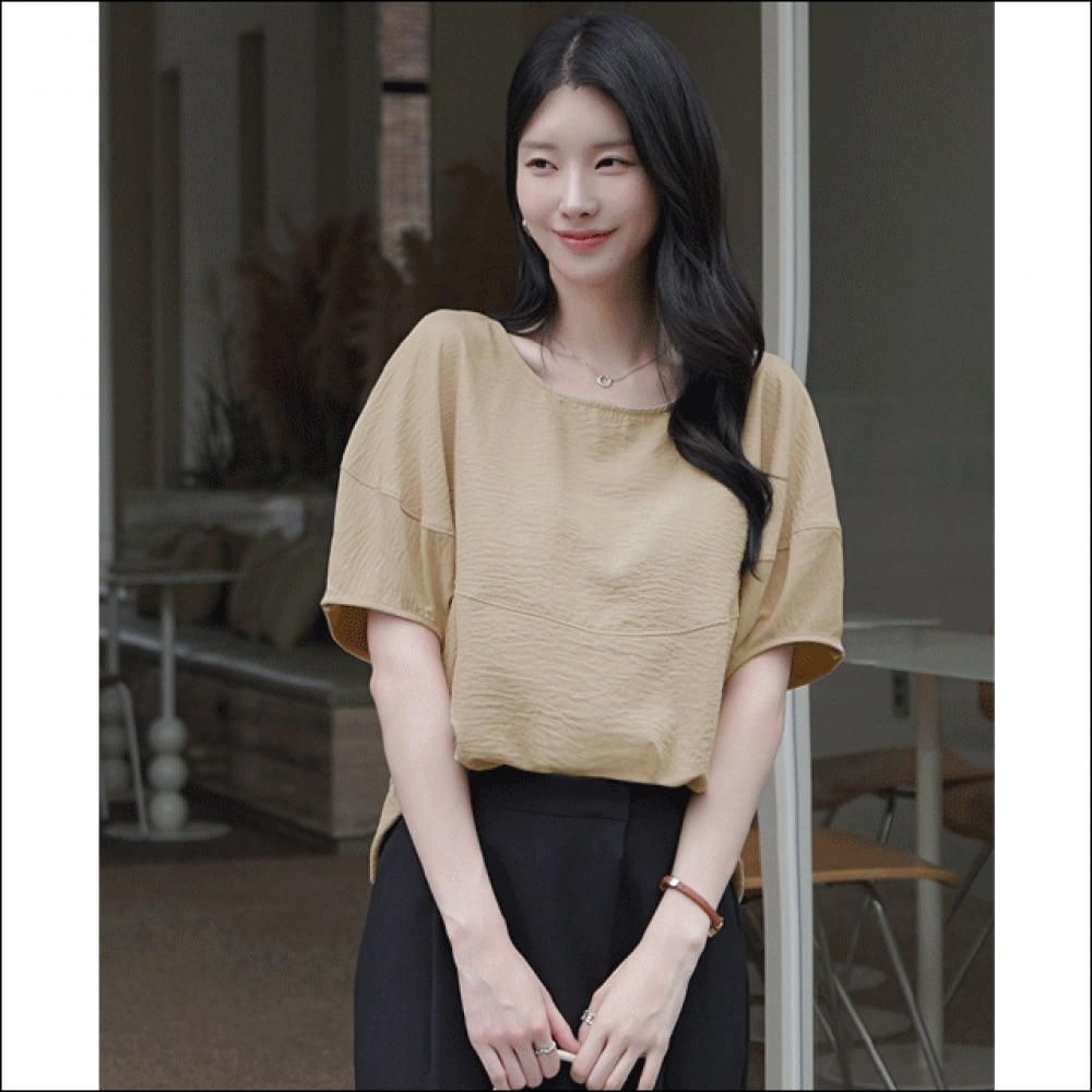 クリック＆ファニーラレン切開ブラウス