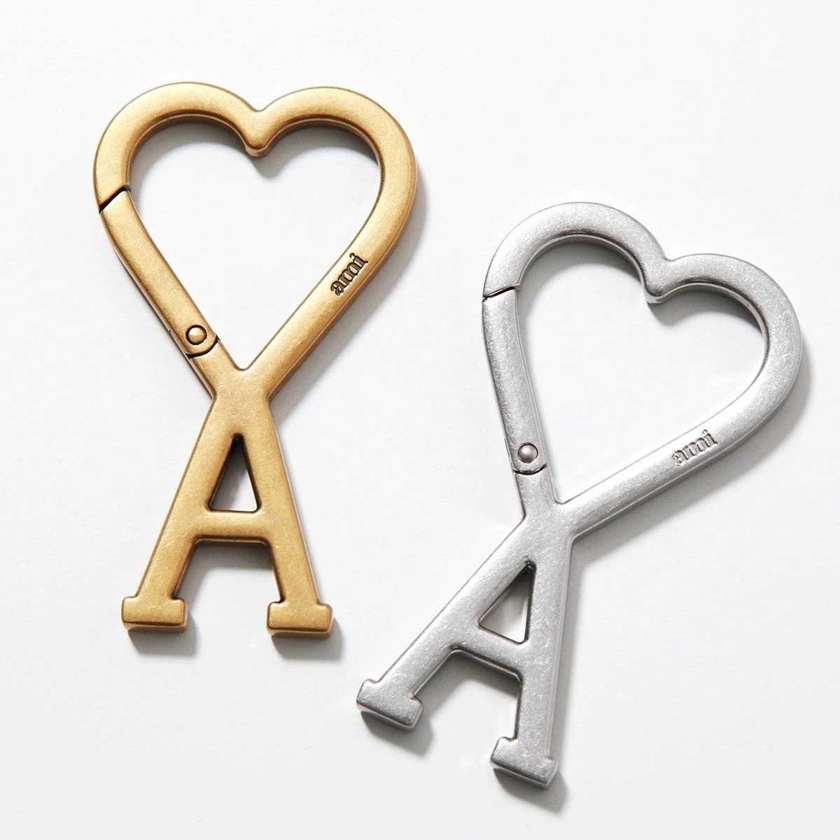 ami paris アミパリス キーリング AMI DE COEUR UKR907 369 メンズ メタル フック キーホルダー バッグチャーム ハートロゴ カラー2色 【mega】