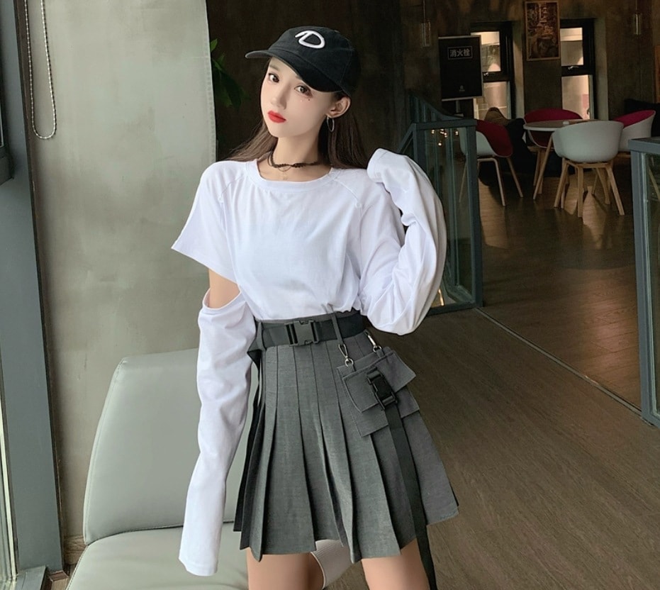 アームカバー付きTシャツ＋プリーツスカートセット トップス ボトムス 袖あり ラウンドネック かわいい 可愛い カジュアル おしゃれ お洒落 かっこいい こなれ感 個性的 存在感 無地 春 夏 秋