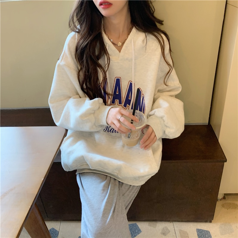 オーバーサイズパーカー トップス パーカー 袖あり 長袖 フード付き かわいい 大人可愛い きれいめ シンプル カジュアル 大人 上品 おしゃれ お洒落 大人可愛い 大人女子 こなれ感 ラフ