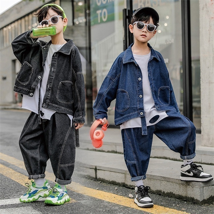 【激安開催！】韓国子供服 キッズダンス衣装 セットアップ デニム2点セット スポーツウエア パンツセット デニムジャケット 長袖 トップス 男の子 k-pop ヒップホップ 上下セット キッズ ジュニ