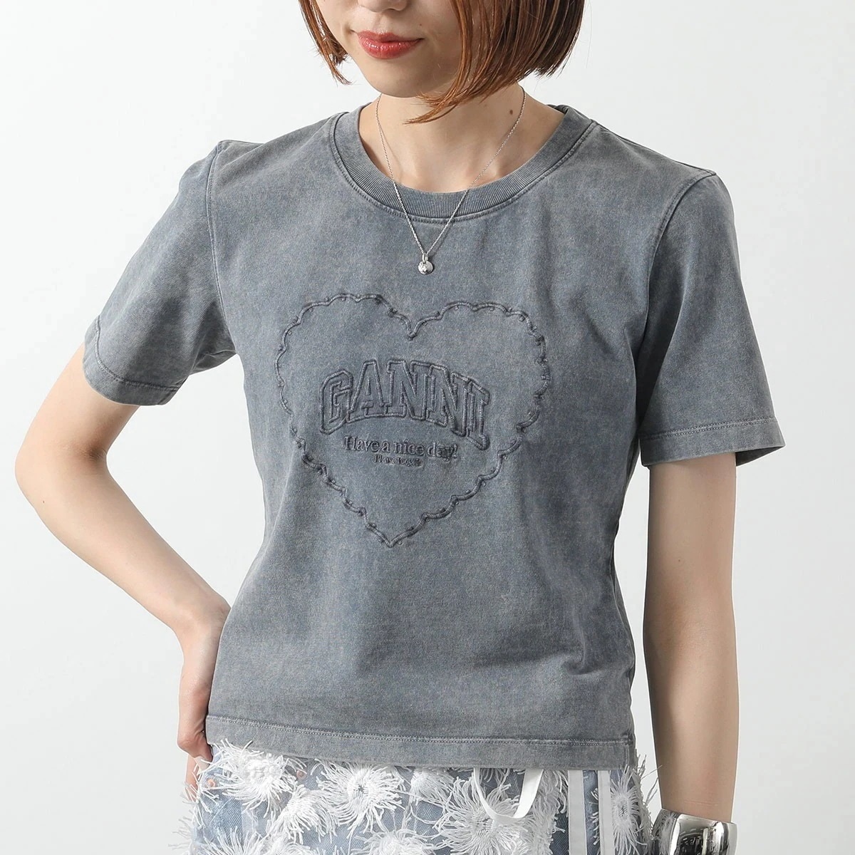 GANNI ガニー 半袖 Tシャツ Heavy Cotton Jersey Heart Small T-Shirt T4254 レディース ロゴ ハート 刺繍 カットソー コットン クルーネック 25 27,663円