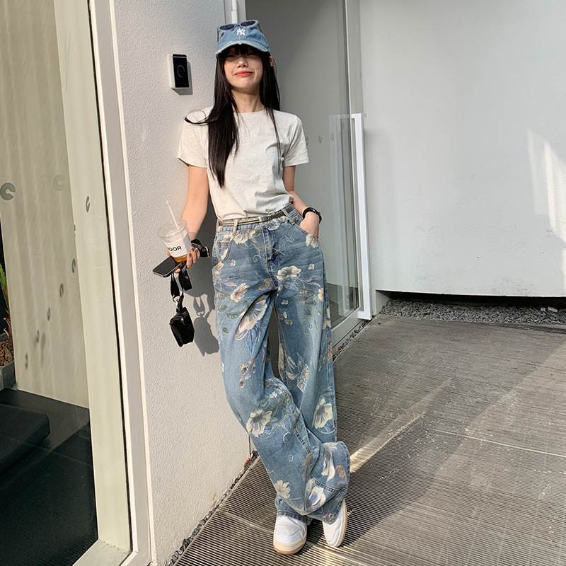 キュート ラフ こなれ感 レトロ かっこいい お洒落 おしゃれ ボトムス カジュアル 人可愛い かわいい レディース 個性的 淡色 ズボン デニム 花柄 ジーパン ジーンズ デニムパンツ