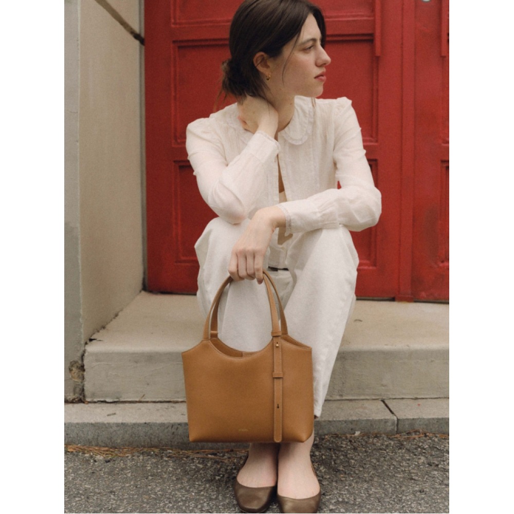 デメリエル 90 ベネタバッグスモールソフトブラウン