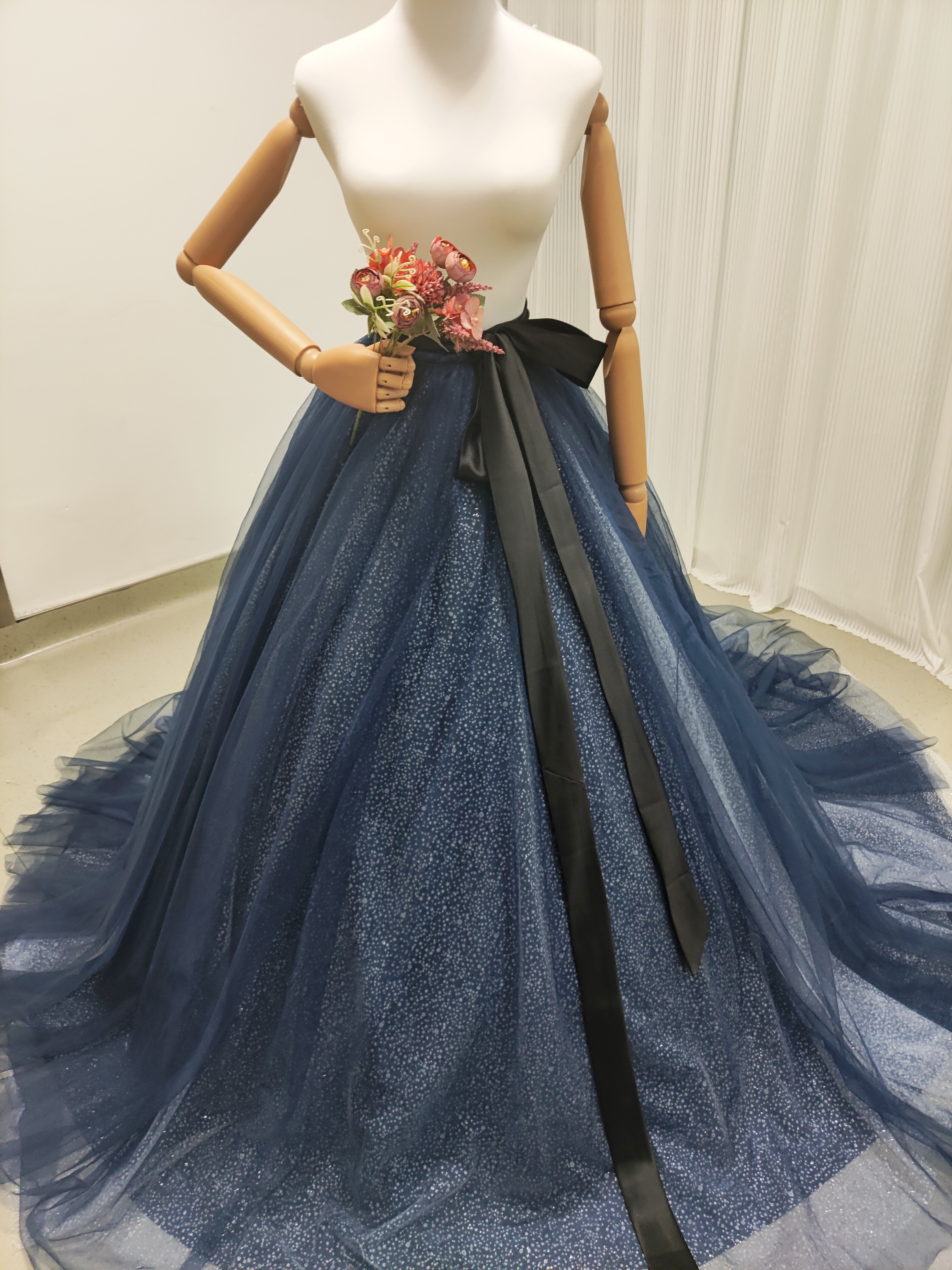 上品！オーバースカート サッシュベルト キラキラグリッターチュール 前撮り