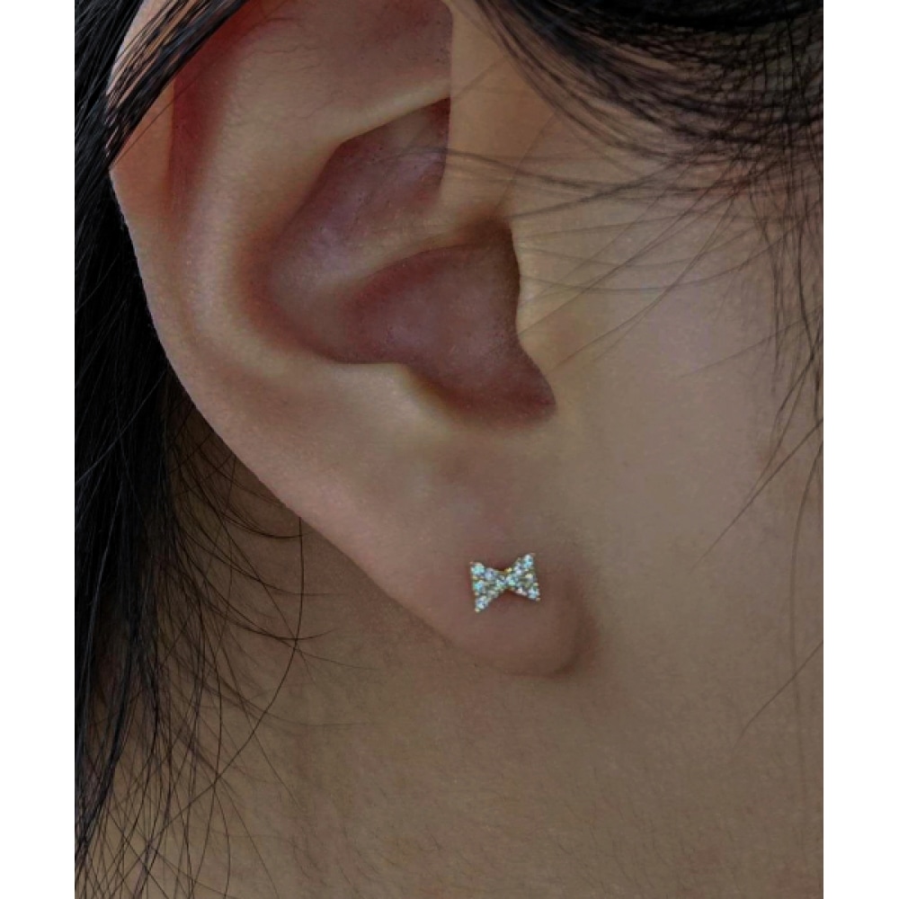 ヘレンジュエリー 14K バットリボンキュービックピアス