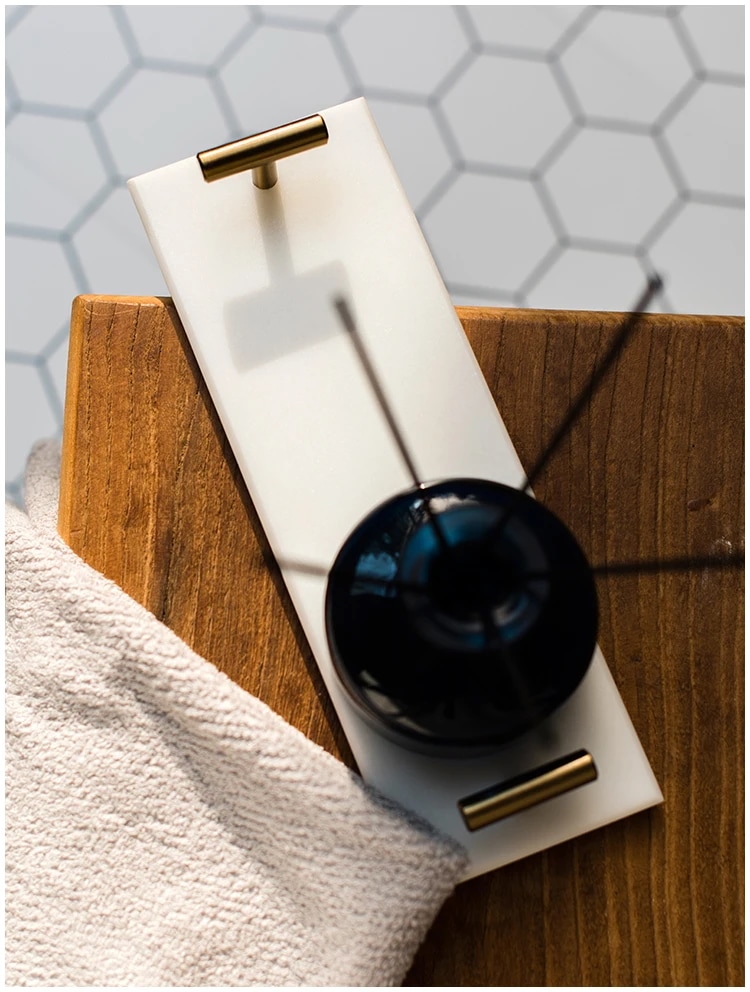 Ahunderjiaz-天然大理石のジュエリートレイゴールドハンドルバスルーム家の装飾を備えた卓上飾り