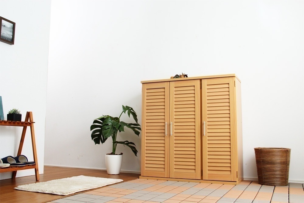 シューズラック 下駄箱 靴箱 おしゃれ 玄関収納 ナチュラルモダン キャビネット 通気性 ルーバー扉 木製 薄型 幅90.5cm 11,773円