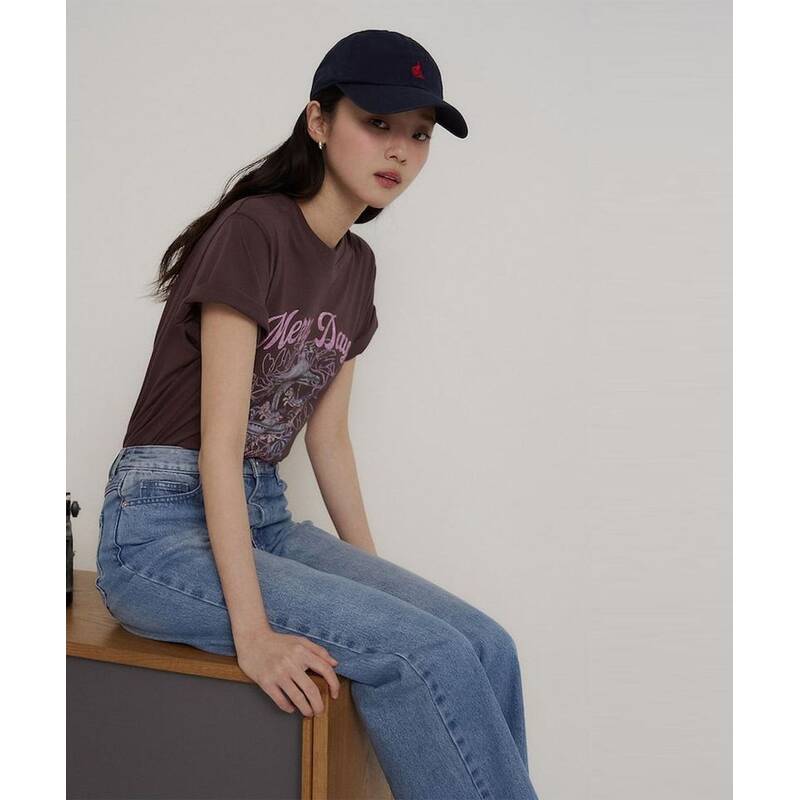 BEANPOLE LADIES メリーゴーランド柄 半袖 オーバーフィット Tシャツ ブラウン (BF6242C01D) BF6242C01D 406039