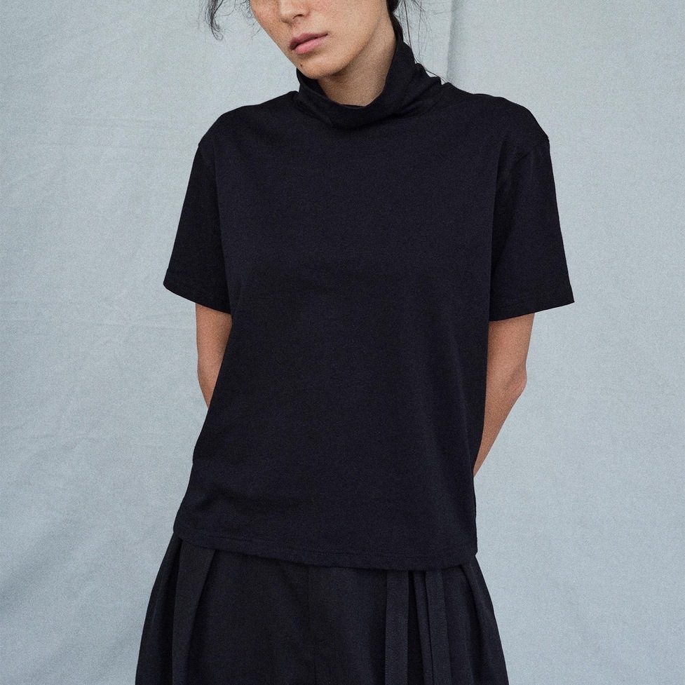 Tシャツ トップス ハイネックTシャツ タートルネックTシャツ ハイネック半袖Tシャツ ハイネック 半袖 無地 レディース かわいい 大人可愛い おしゃれ ガーリー エレガント 主役級 存在感 9,585円