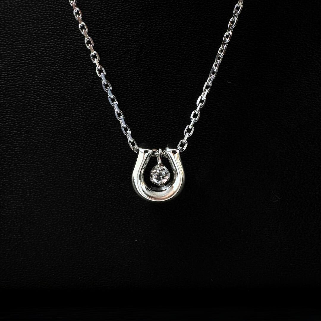 正規品 ナチュラルピュア ネックレス レディース ホースシュー シンプル 上品 シルバーカラー ノンアレルギー サージカルステンレス ステンレス 金属アレルギー 対応 結婚式 結婚記念日 誕生日 プレ