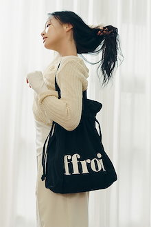韓国 雑貨【ffroi】eco bag ショルダーバッグ/エコバッグ ロゴ ffroi(フロイ) エコバッグ(レディース) - 海外通販のBUYMA