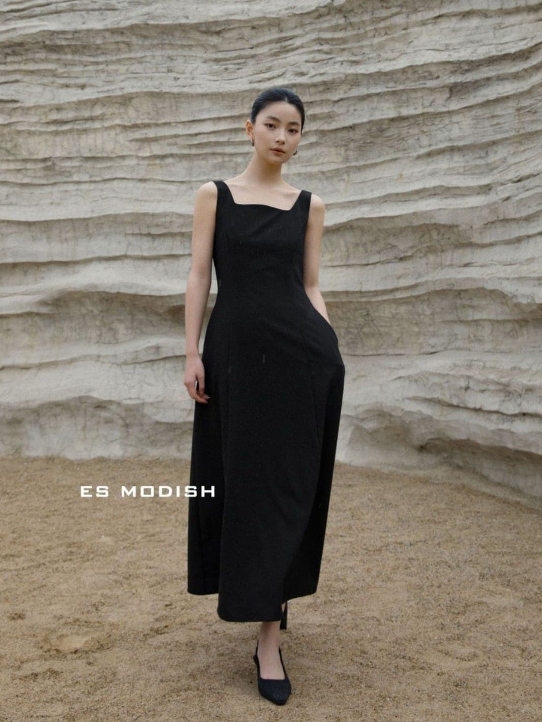 【ES MODISH】 春春冬/新作/無地/ホルターワンピース/ハイウエスト/細身/スクエアネック/ミドル丈ワンピース/女の子