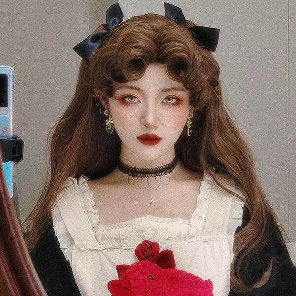 中世の貴族風 茶髪 巻き毛 フルウィッグ かつら 女性 長髪 超ロング ロング丈 ロングウィッグ ロングヘア ロリータ lolita 前髪あり 自然 可愛い キュート ウイッグ wig コスプレ 耐熱