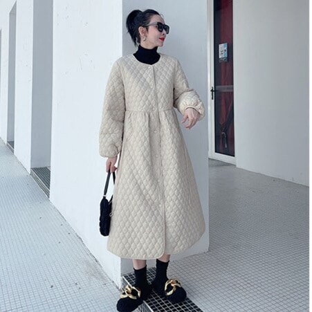 キルティングドレスレディース2023年冬の新しいルーズミドル丈パ ッド入りジャケット人気ボアアウター