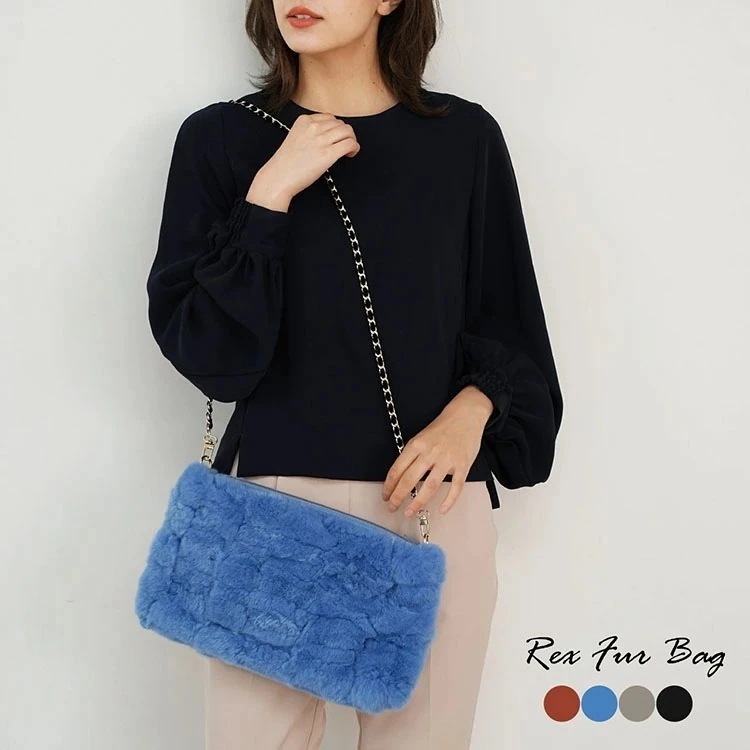 レッキスファーショルダーバッグ