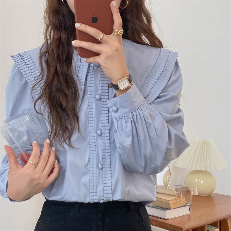 トップス シャツ 白シャツ ミドル丈 長袖 襟付き ラペル ストレート 細プリーツ 丸ボタン かわいい 大人可愛い きれいめ シンプル カジュアル おしゃれ お洒落 ガーリー 無地 春 夏 秋 10代