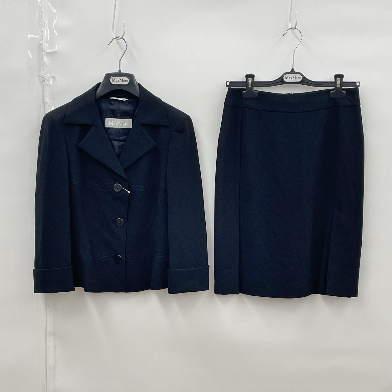 スーツ ジャケット スカート Max Mara マックスマーラ 38 ブラック ハンガー付き