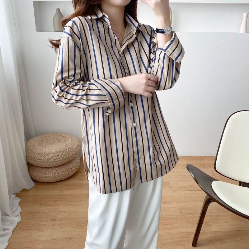 レトロなストライプのシャツの女性のデザインセンスニッチ2022年春の新しいテクスチャ香港スタイルの長 最安値挑戦 【おしゃれ】