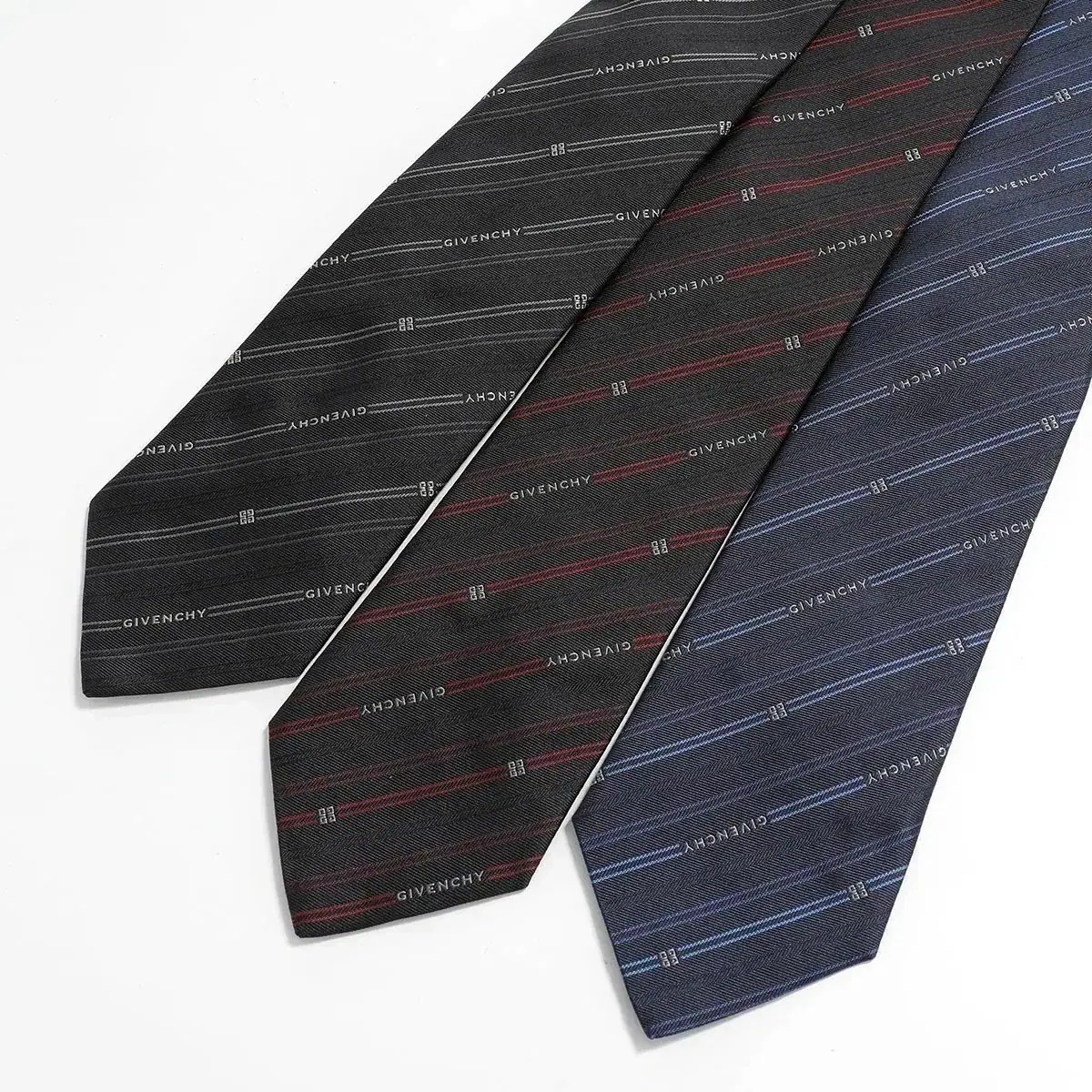 GIVENCHY ジバンシィ ネクタイ J5902 メンズ レギュラータイ 4Gエンブレム スモールロゴ シルクタイ ストライプ 刺繍ロゴ カラー3色
