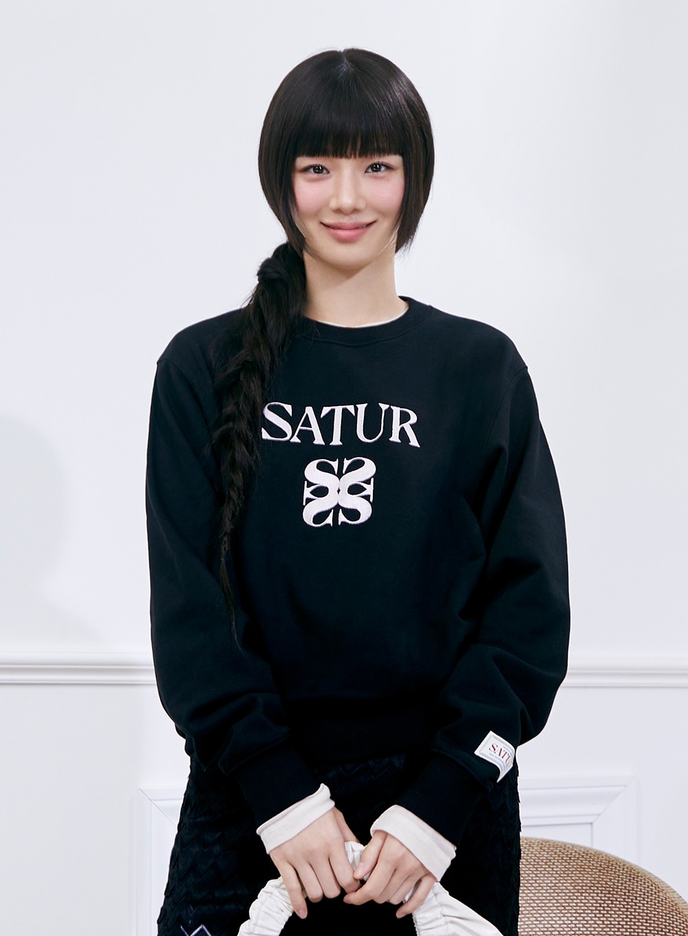 【SATUR】 (W) CLASSIC LOGO SWEATSHIRT : BLACK PINK 13,392円