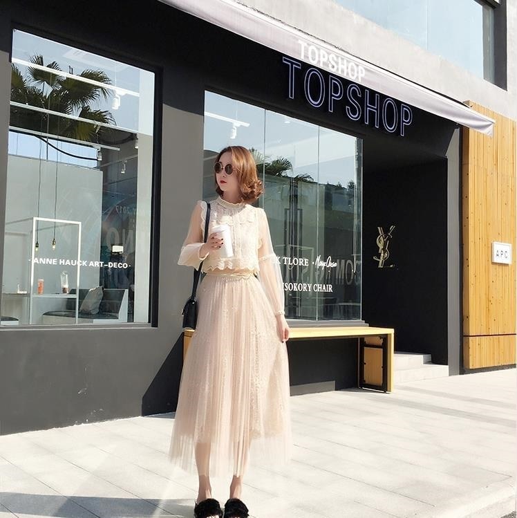 3099.シックでおしゃれ チュールプリーツロングスカート（アプリコット）