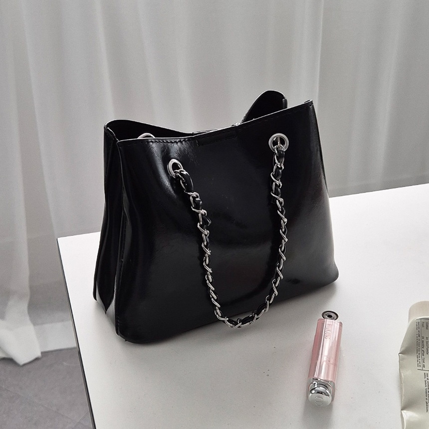 ジョーエ·チェーン·ショルダーバッグ 5,351円