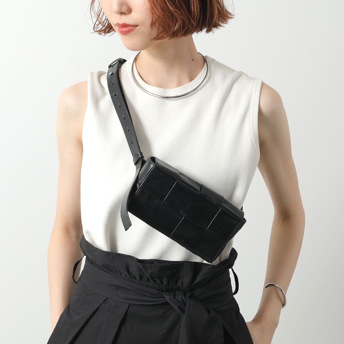 BOTTEGA VENETA ボッテガヴェネタ ボディバッグ CASSETTE カセット 651053 VCQ72 レディース ベルトバッグ マキシイントレ レザー クラッチ 鞄