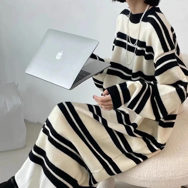 2024人気新作ストライプクルーネックニットワンピースレディース秋服韓国ファッション長袖セーター 母の日30%制限
